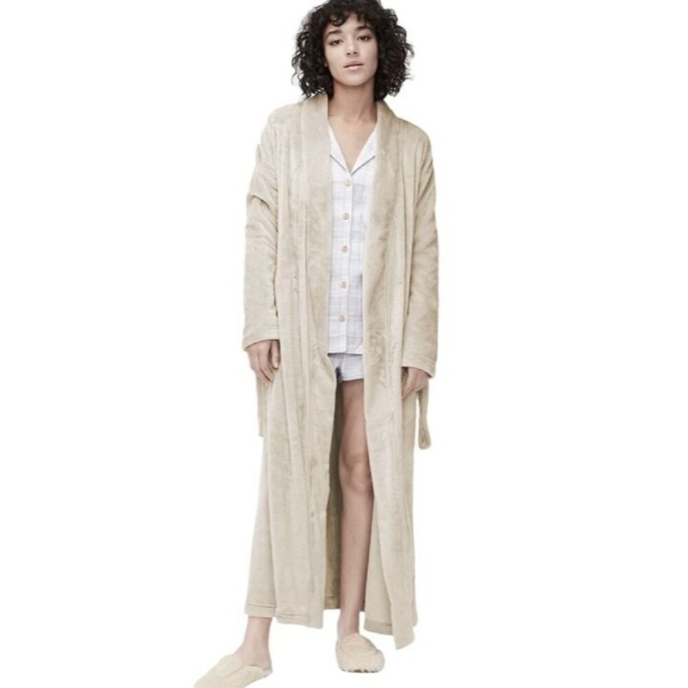 UGG Women's Plush Marlow Robe NWT (M)
